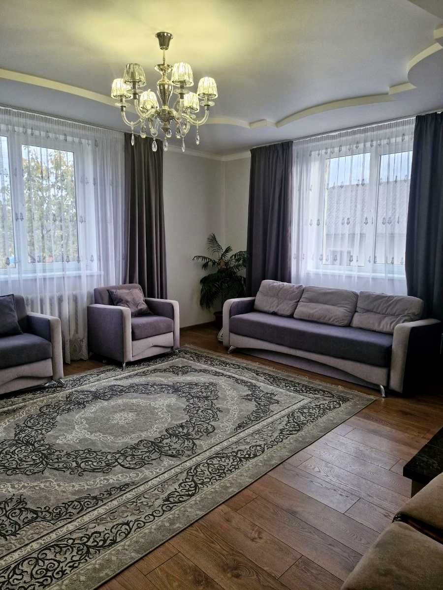 1879124438359038