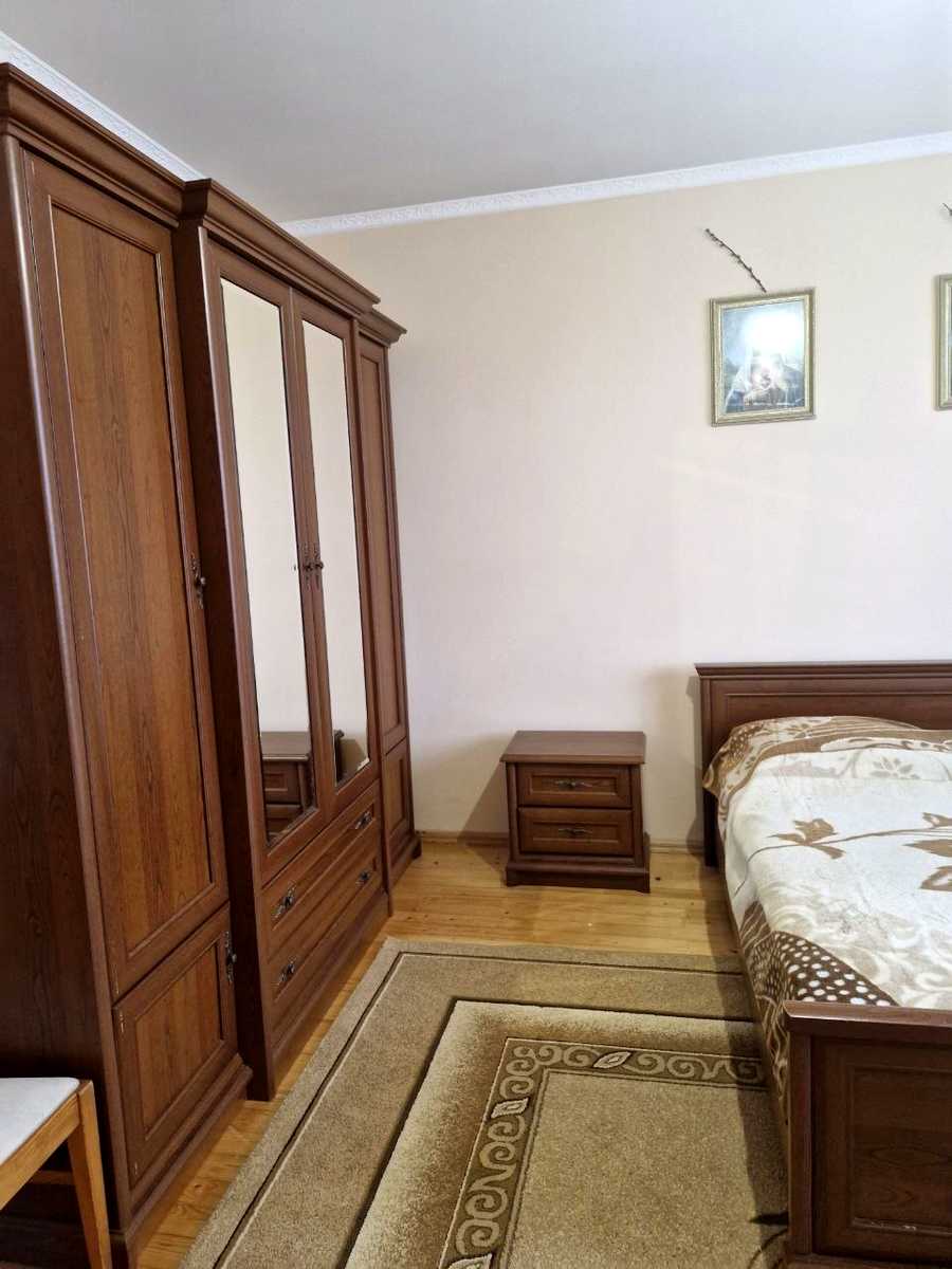 1879125053812609