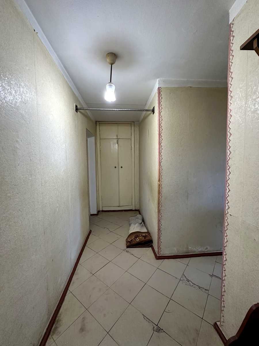 1879126256508958