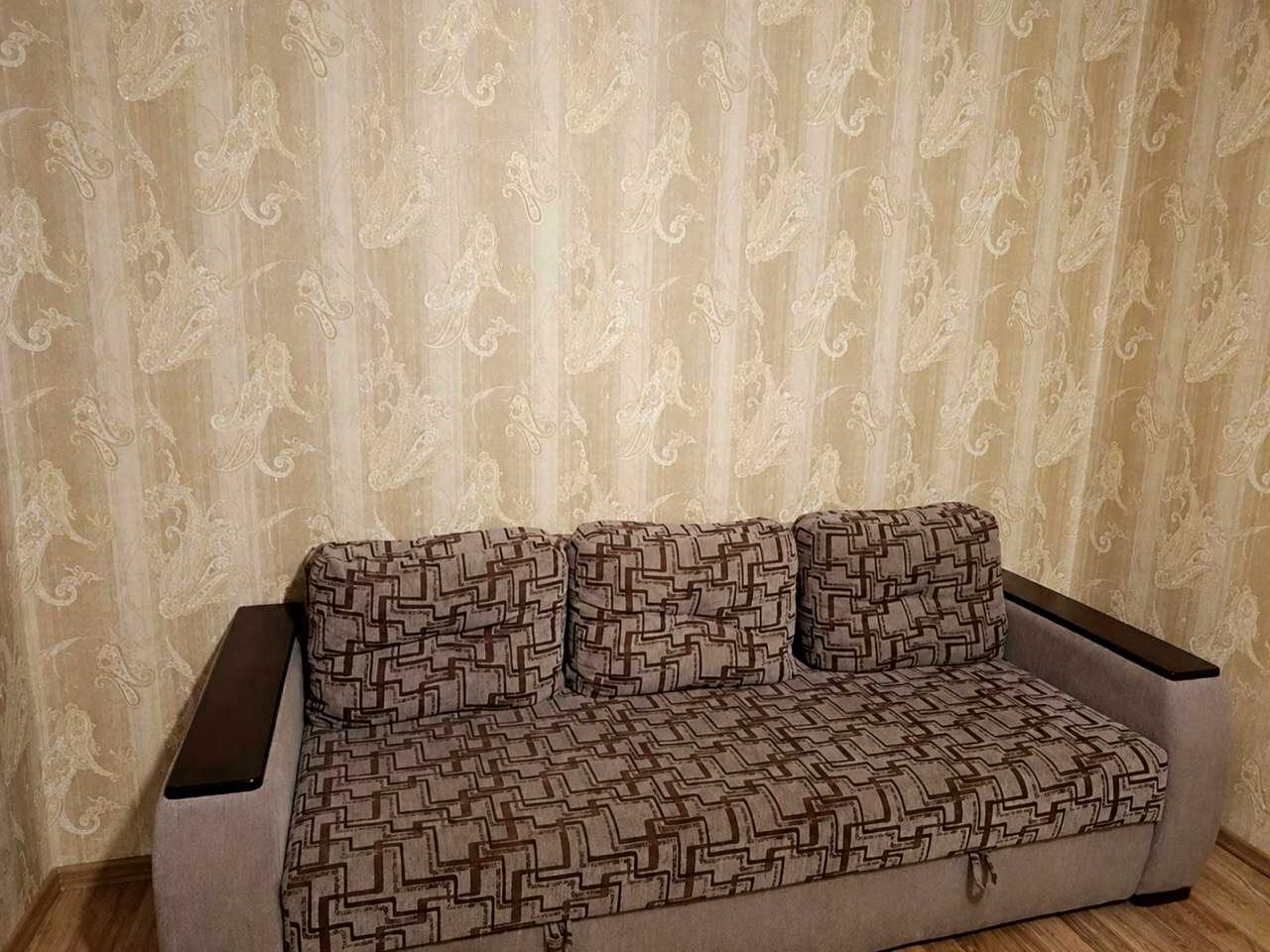 1879126660663950