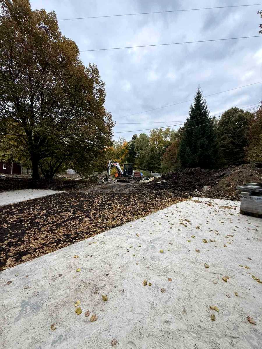 1879127594726484