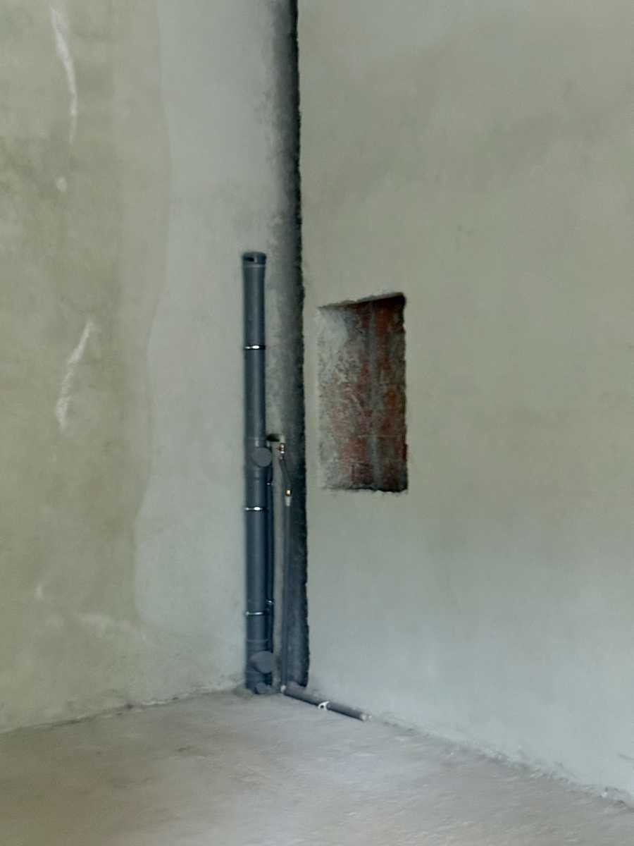 1879127594728035