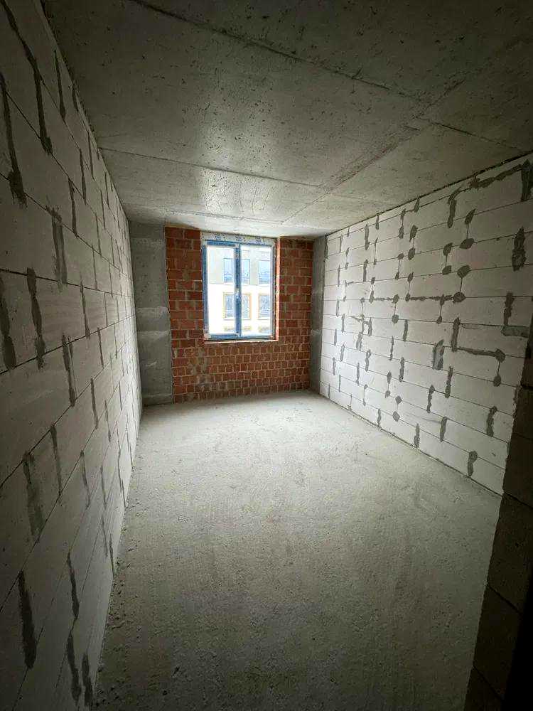 1879131497410007