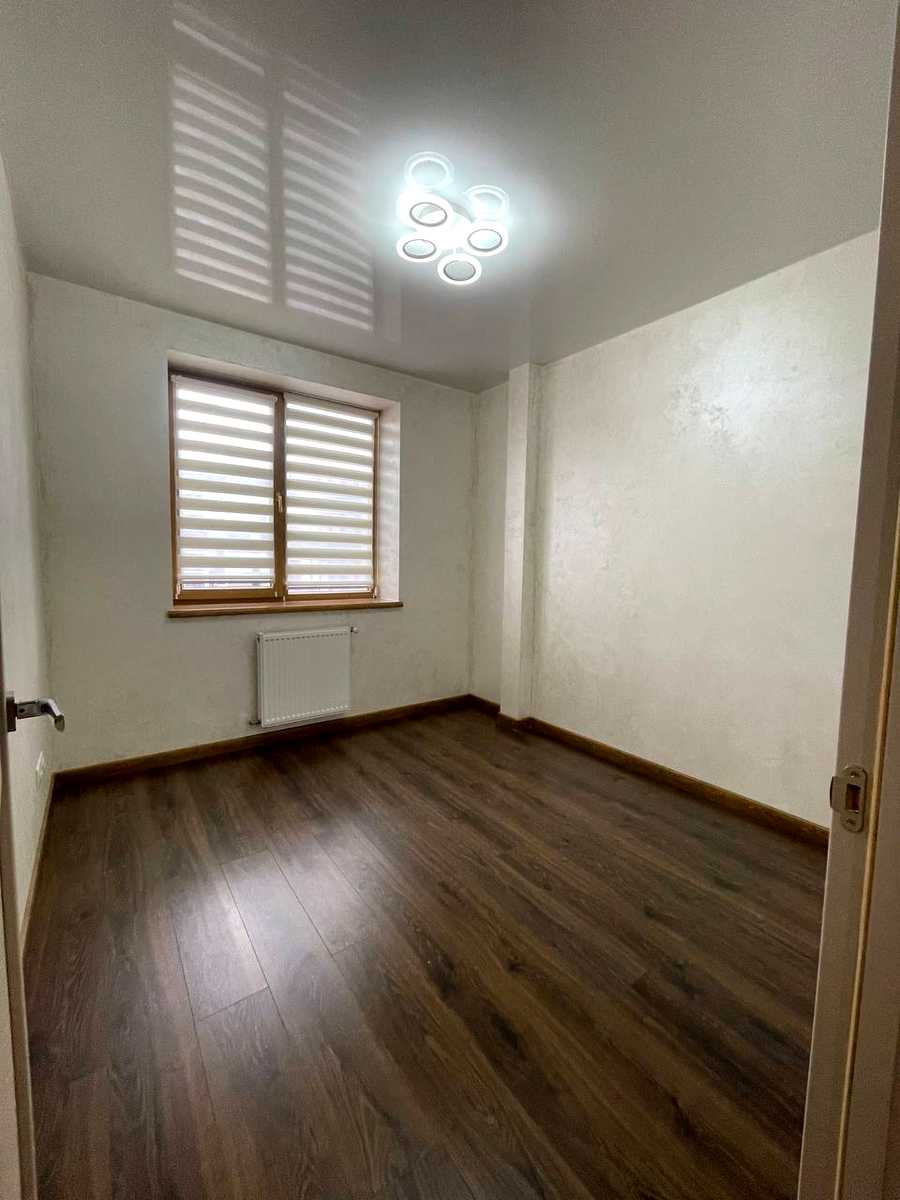 1879131602177303