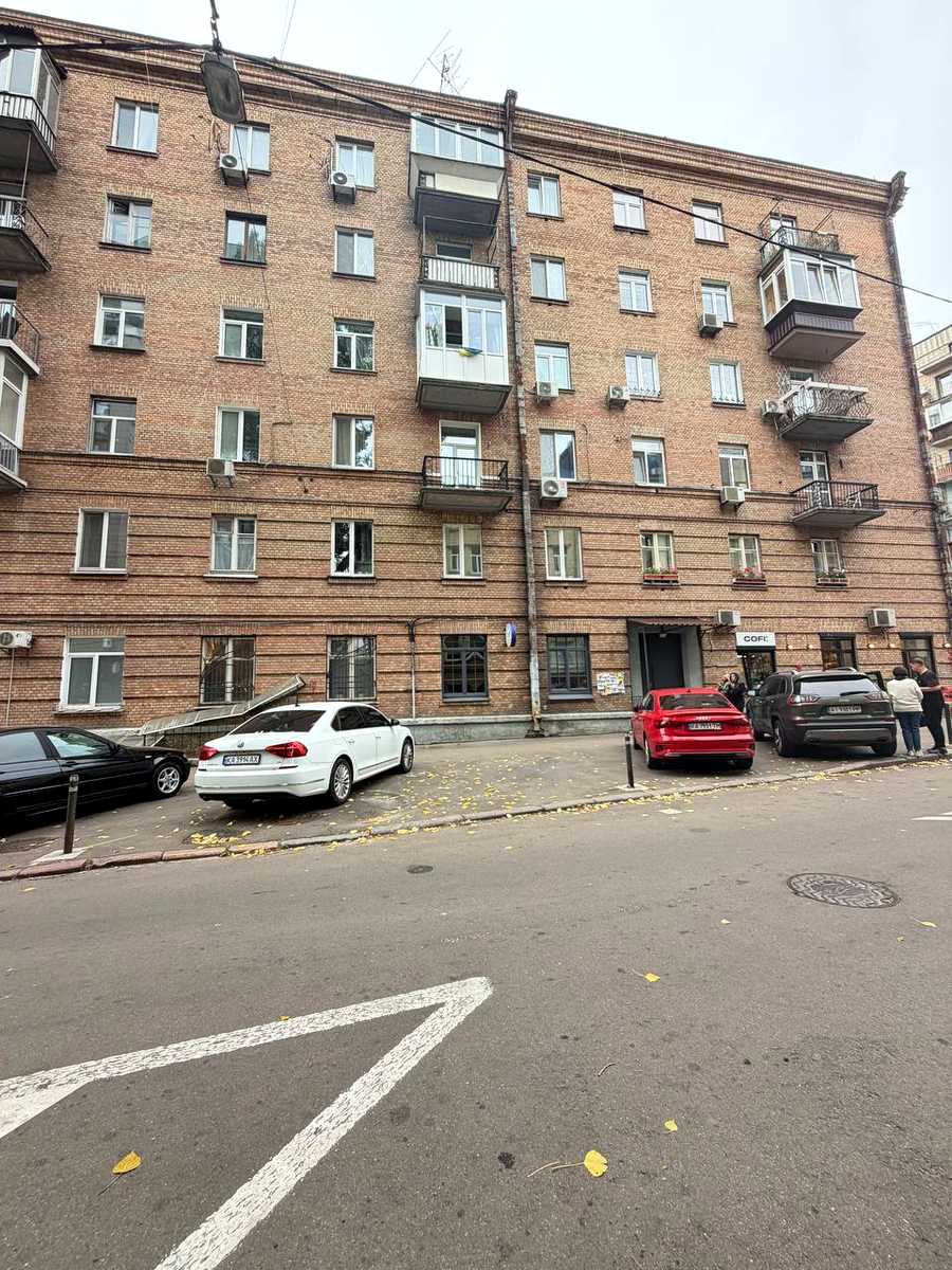 1879134301244594