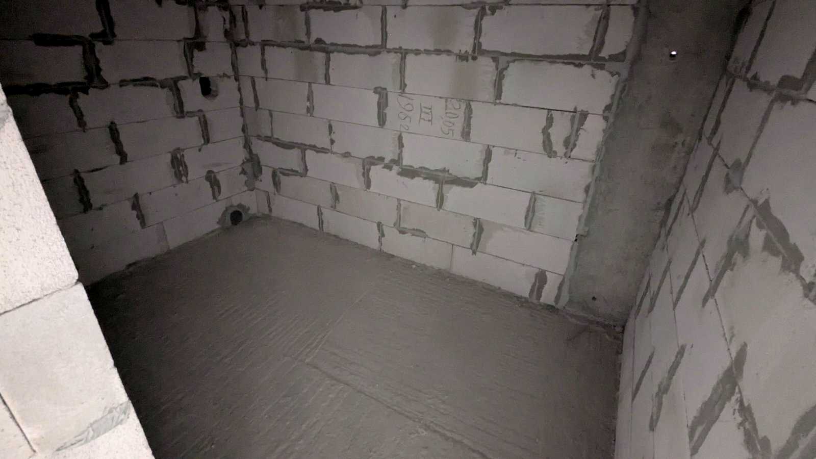 1879134728753344