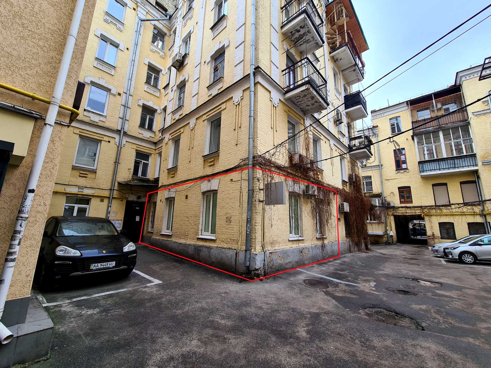 1879137336085125