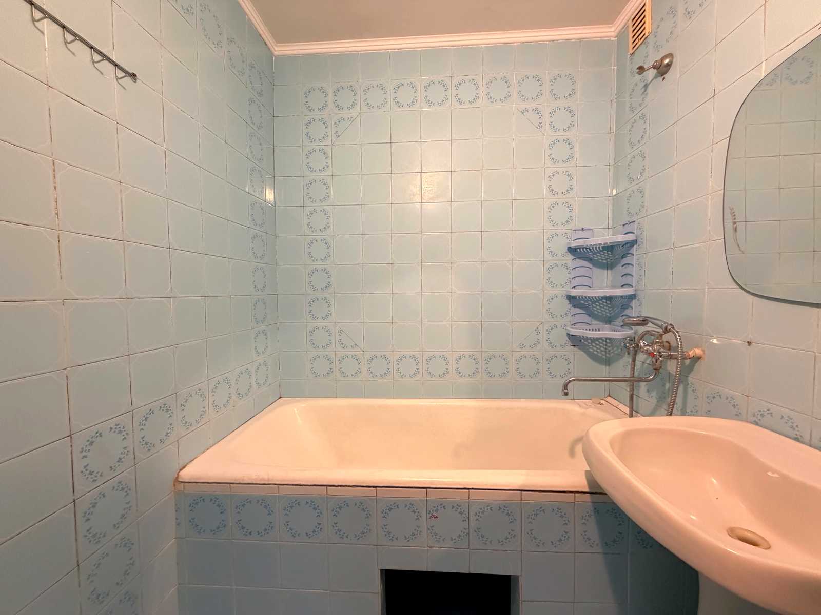 1879149408639873