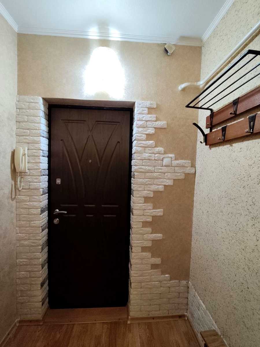 1879156367856213