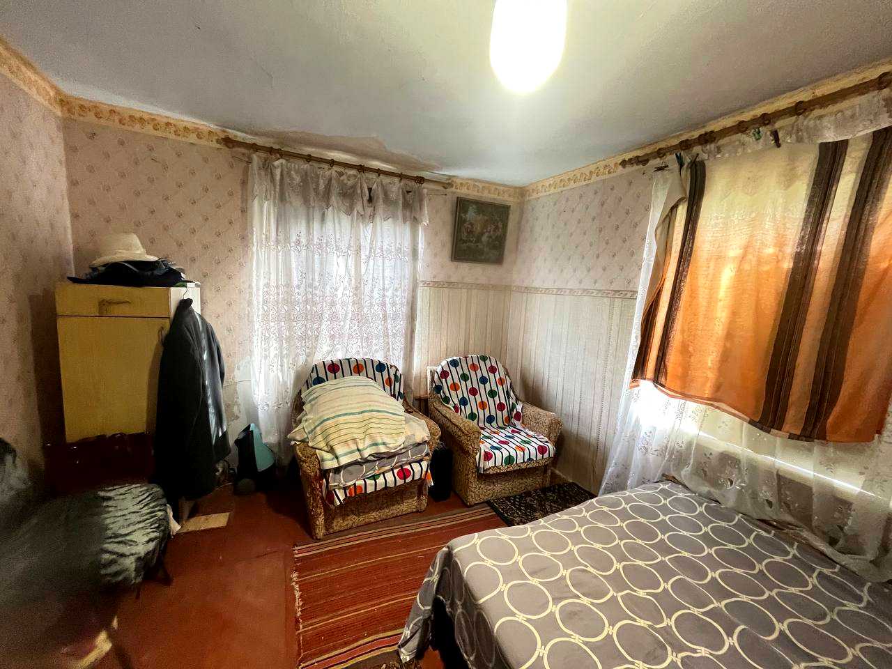 1879158256971967
