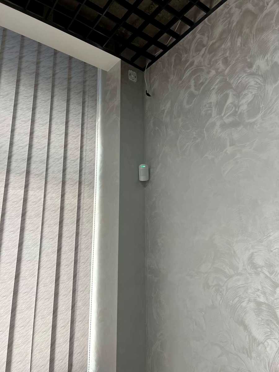 1879189963085019
