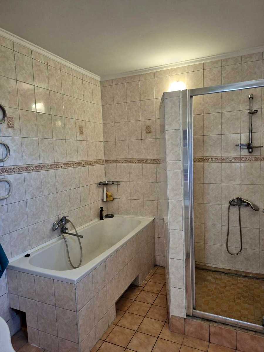 1879190984136471