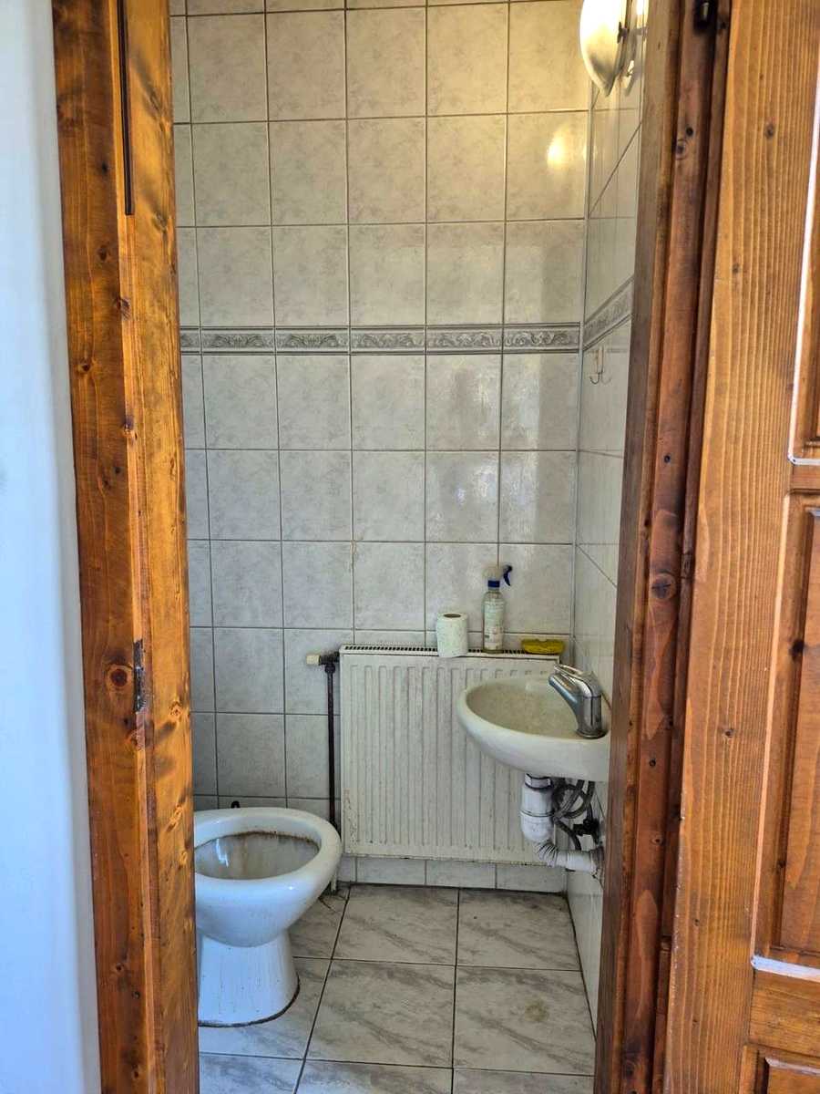 1879190984225737