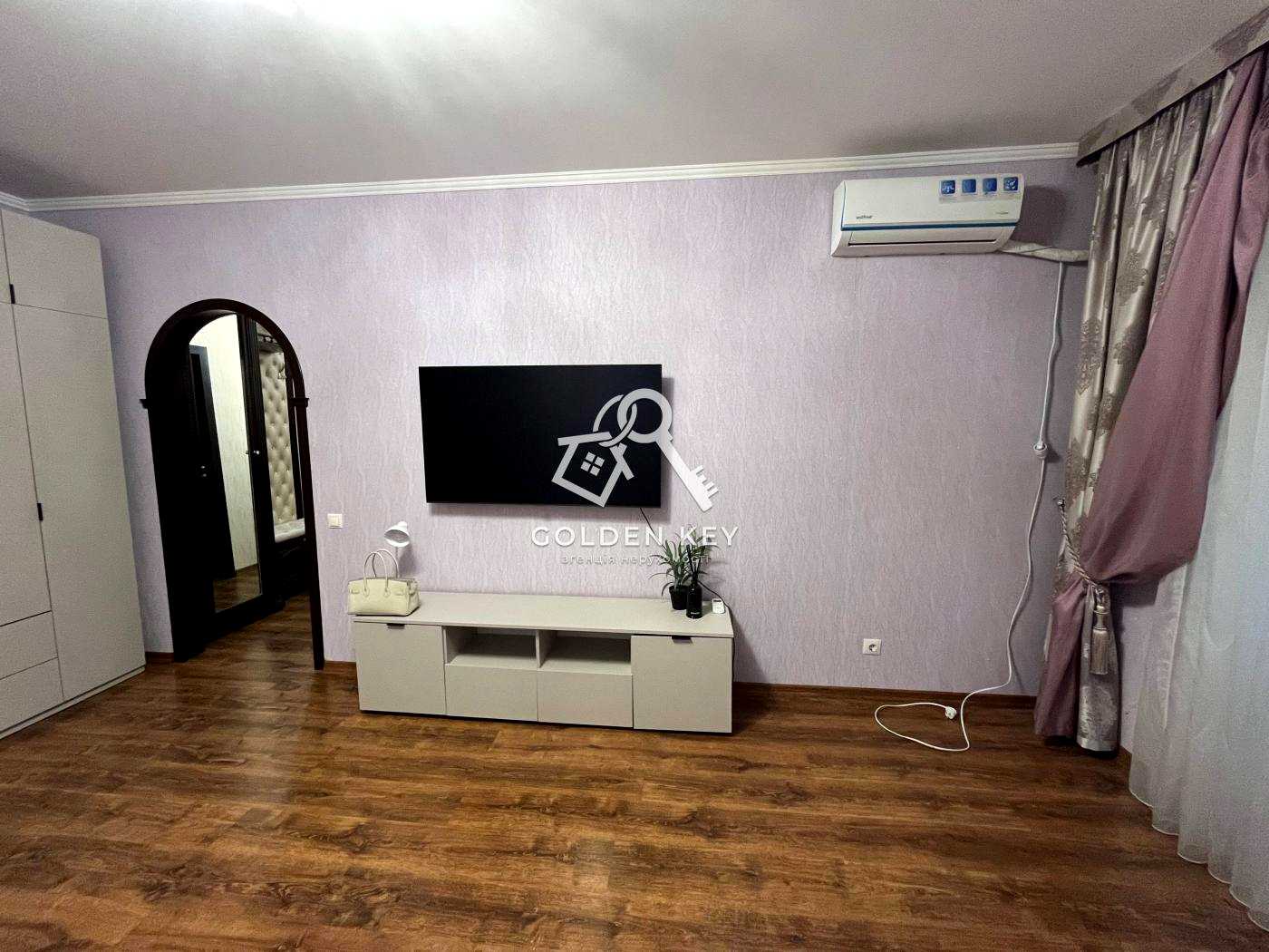 1879191056188256