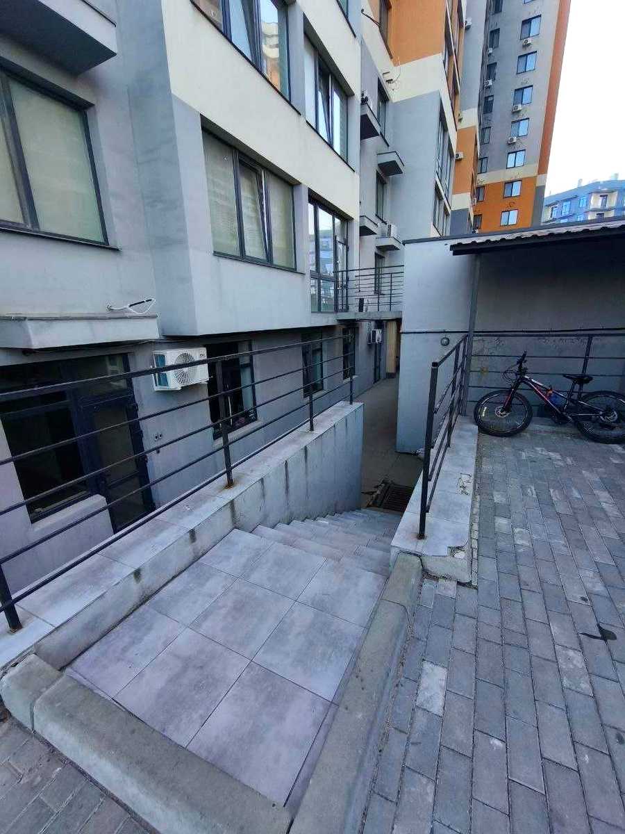 1879193061524800