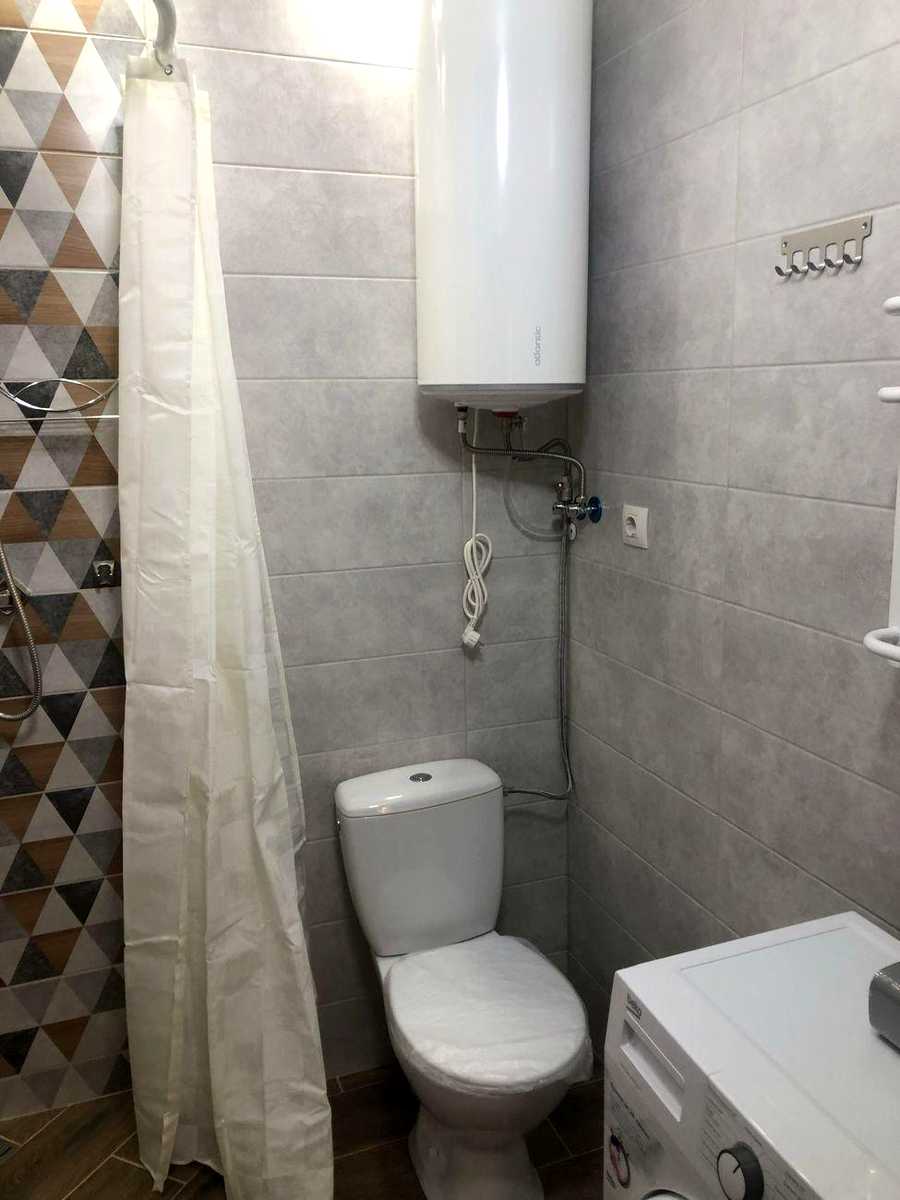 1879193455304500