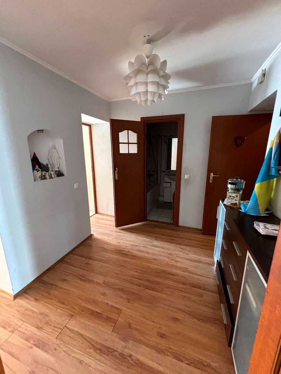 1879193506662430