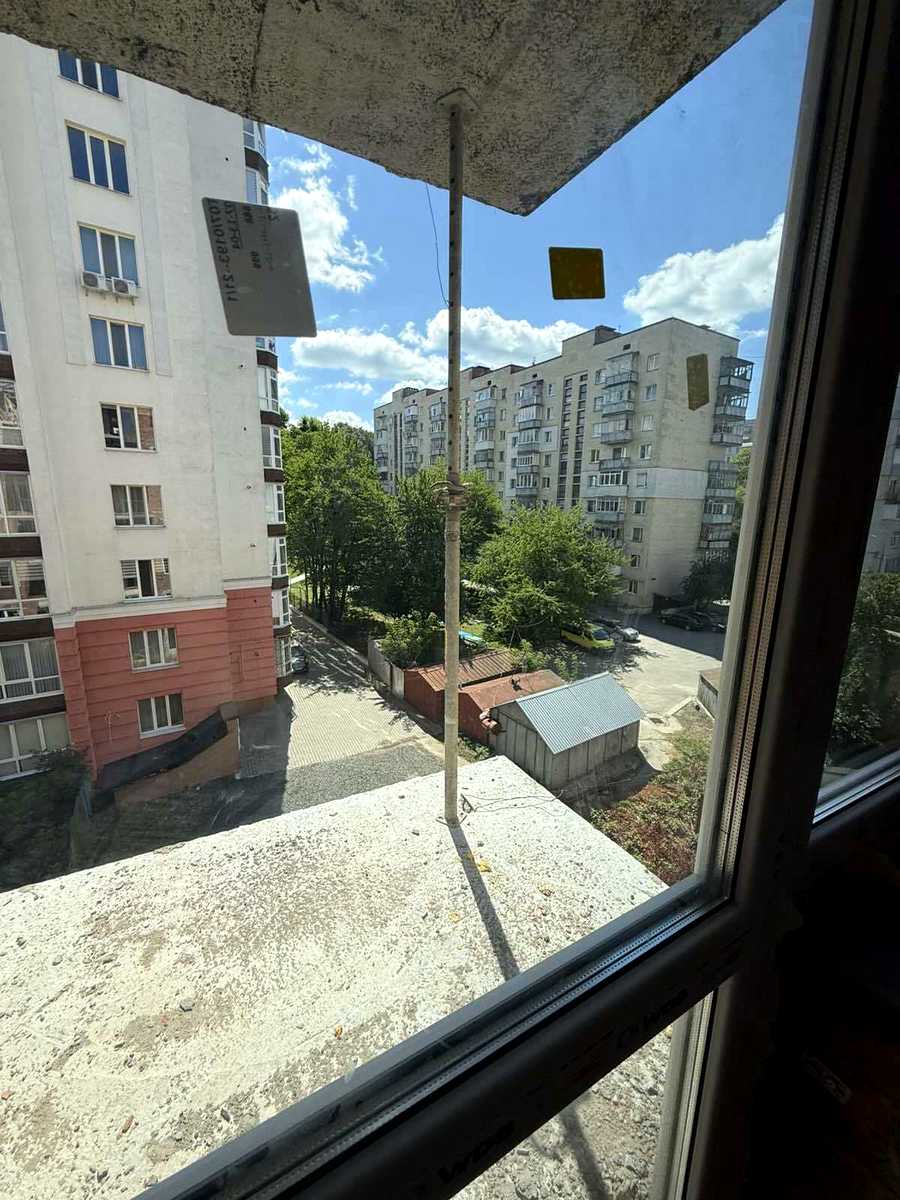 1879193794222610