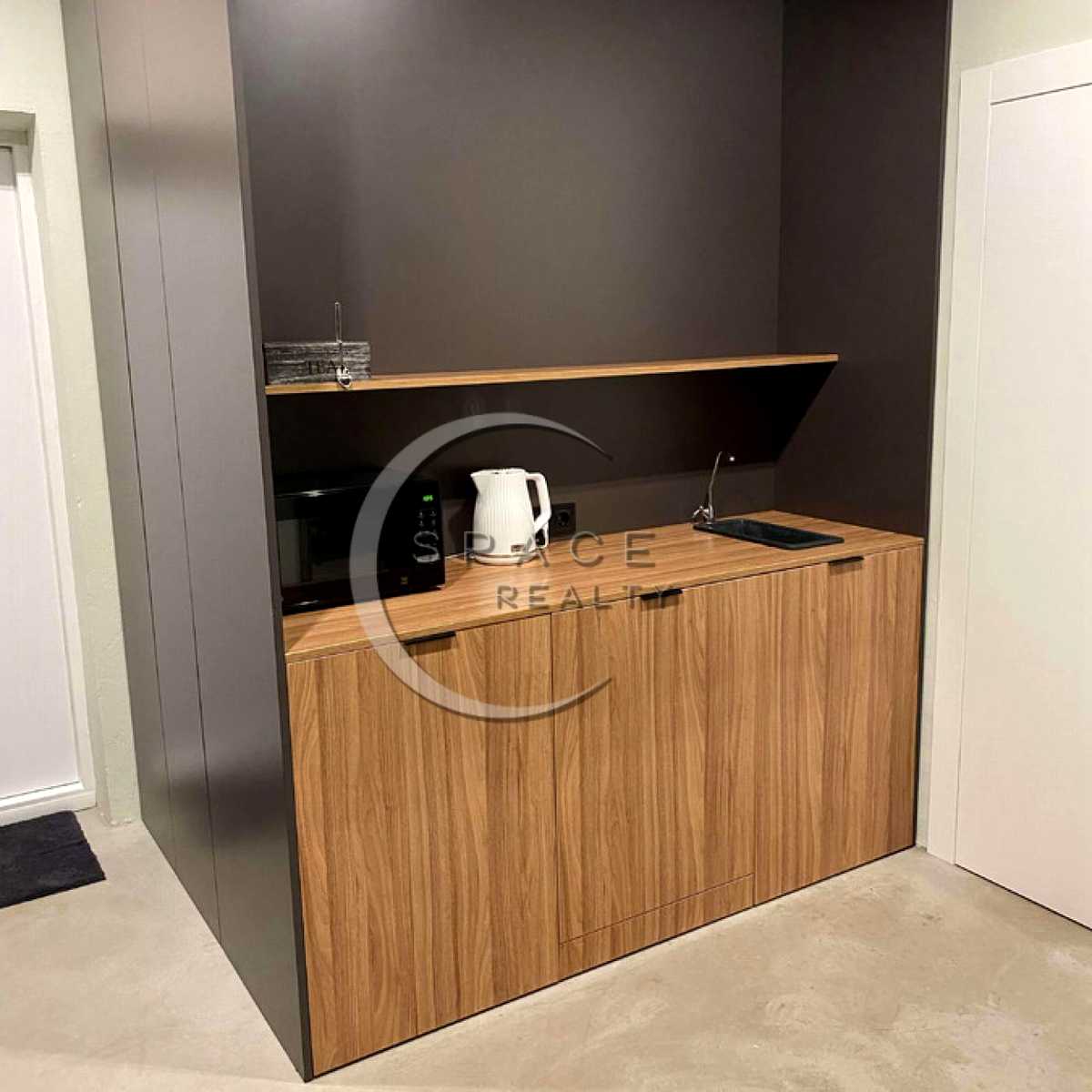1879195132143883