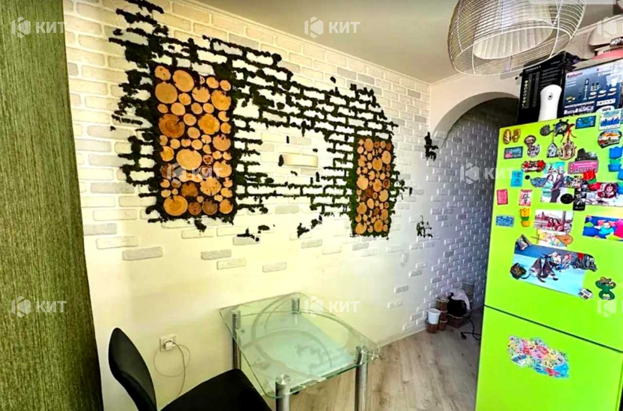 1879196169611120