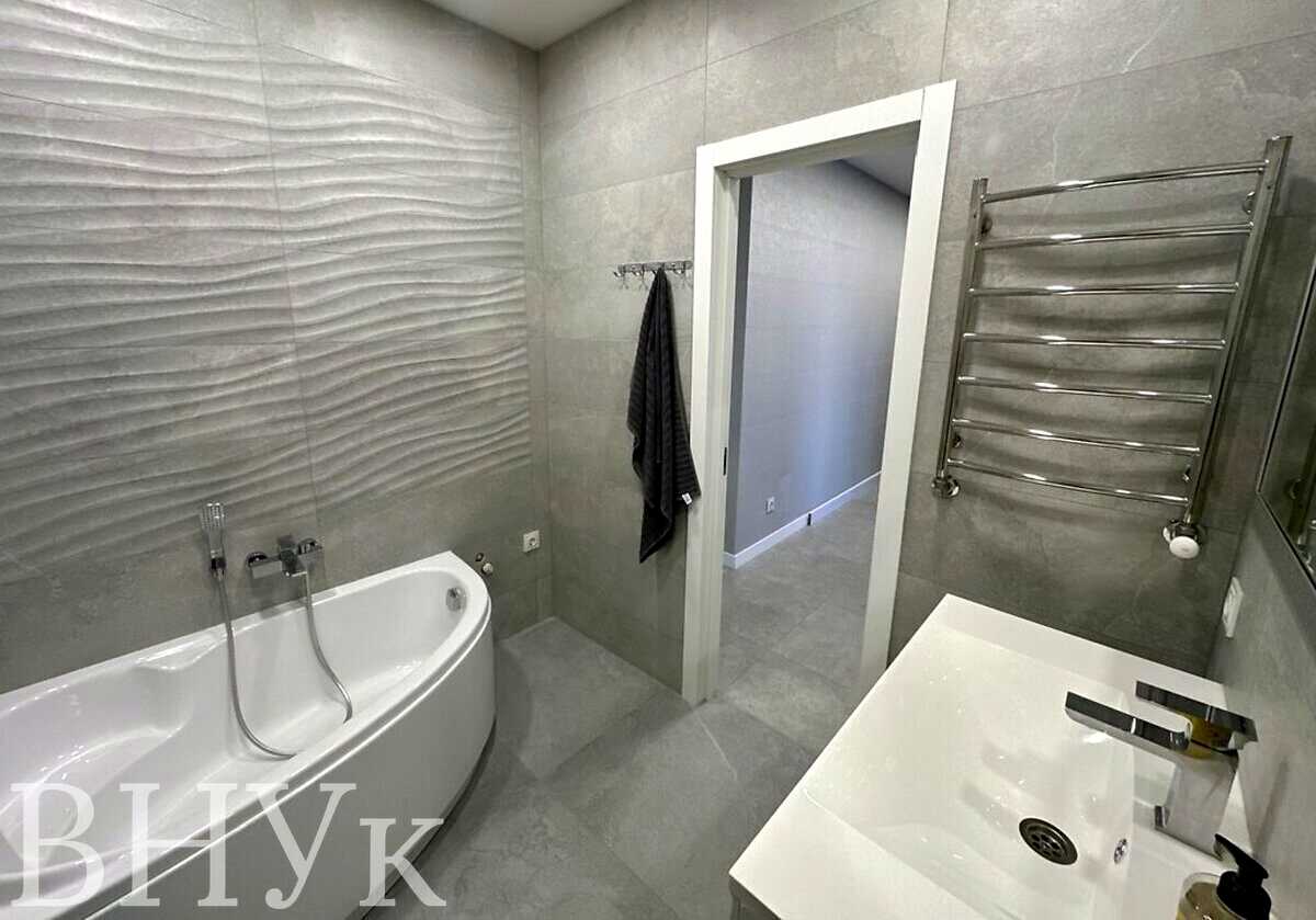 1879196369842659