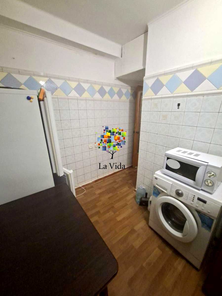1879196559712698
