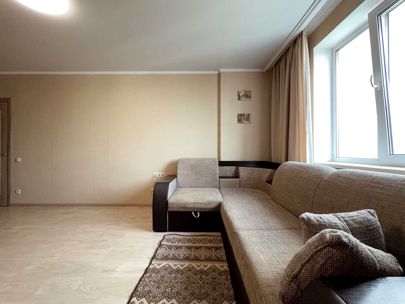 1879197383794110