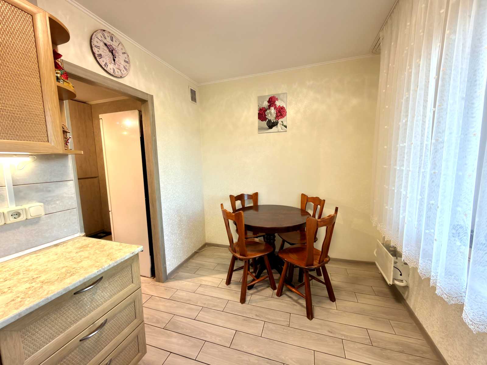 1879197413818918