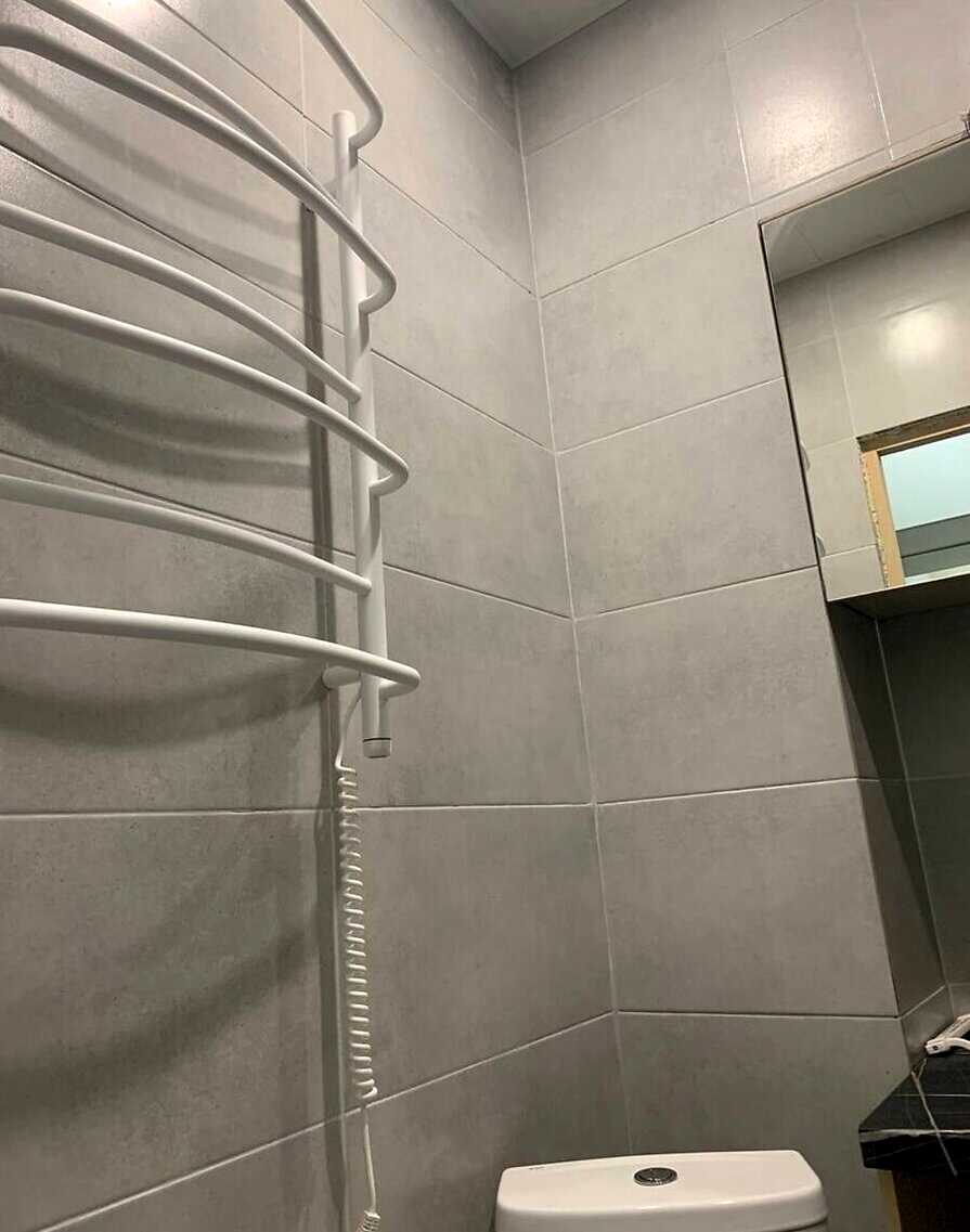 1879198369848630