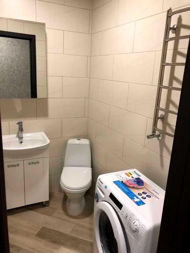 1879198397417330
