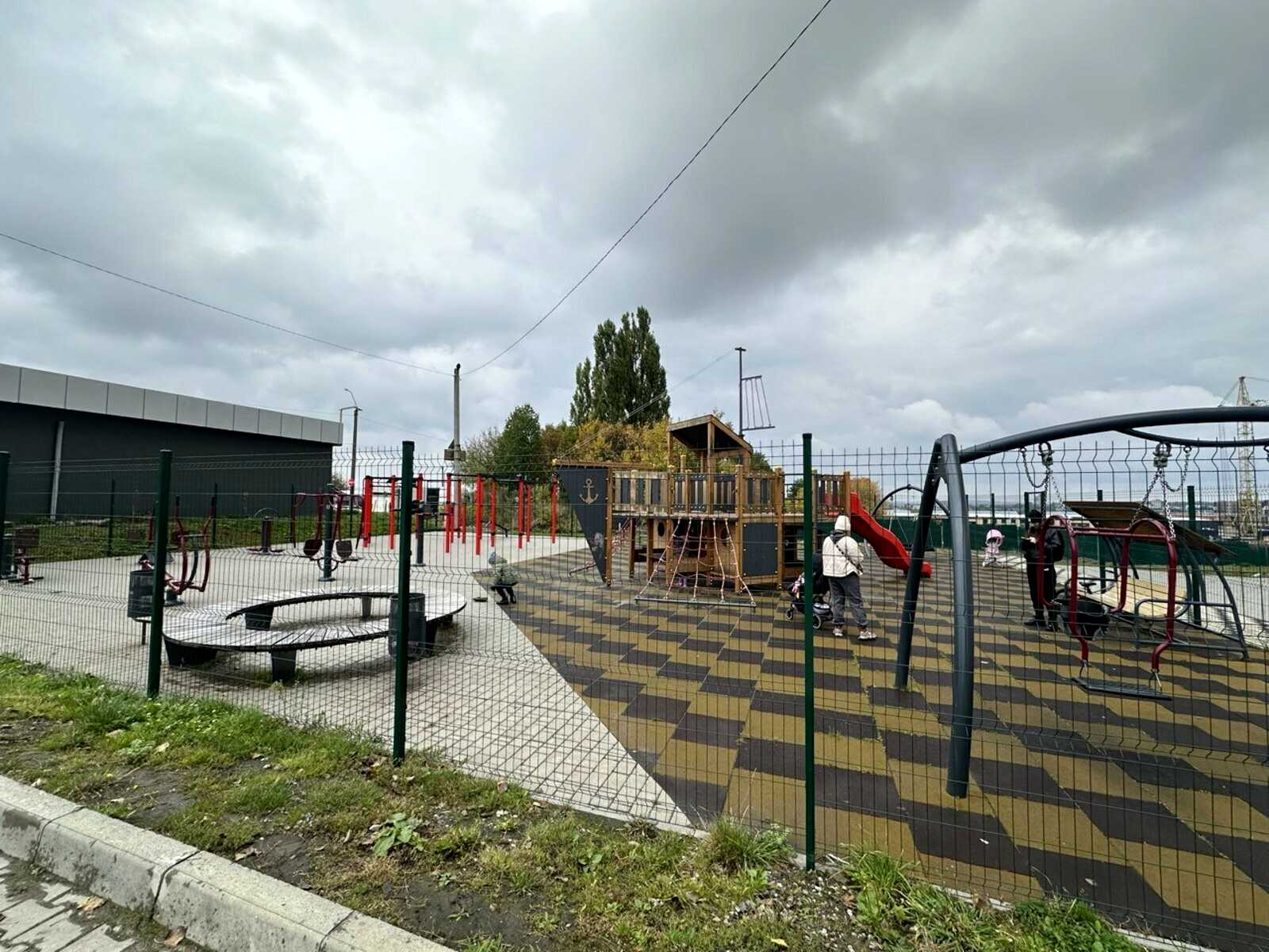 1879198544865969
