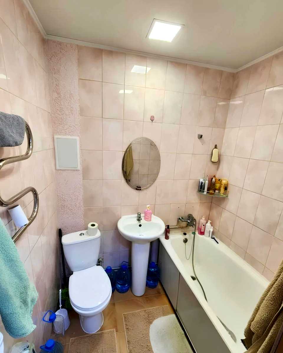 1879199322437972