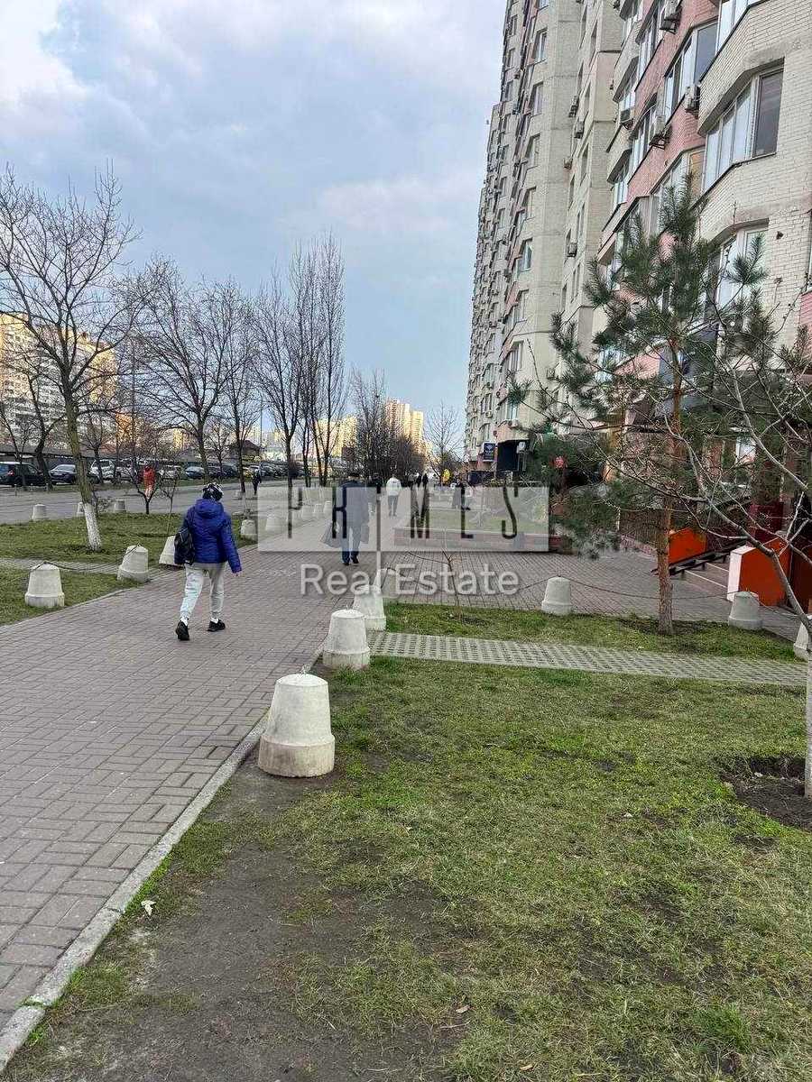 1879199353886608