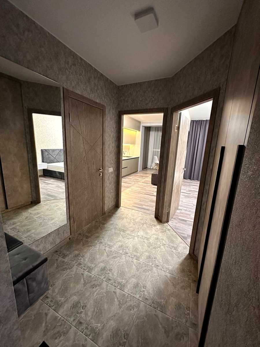 1879199559350870