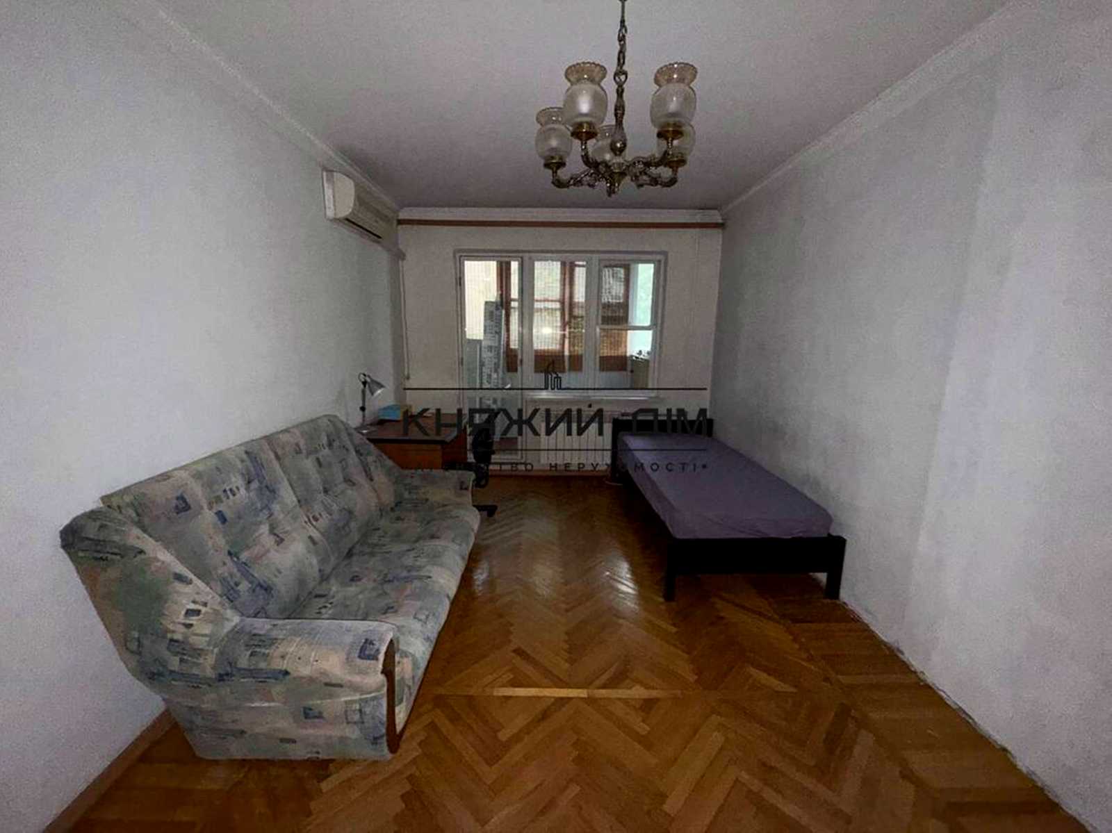 1879201869413989