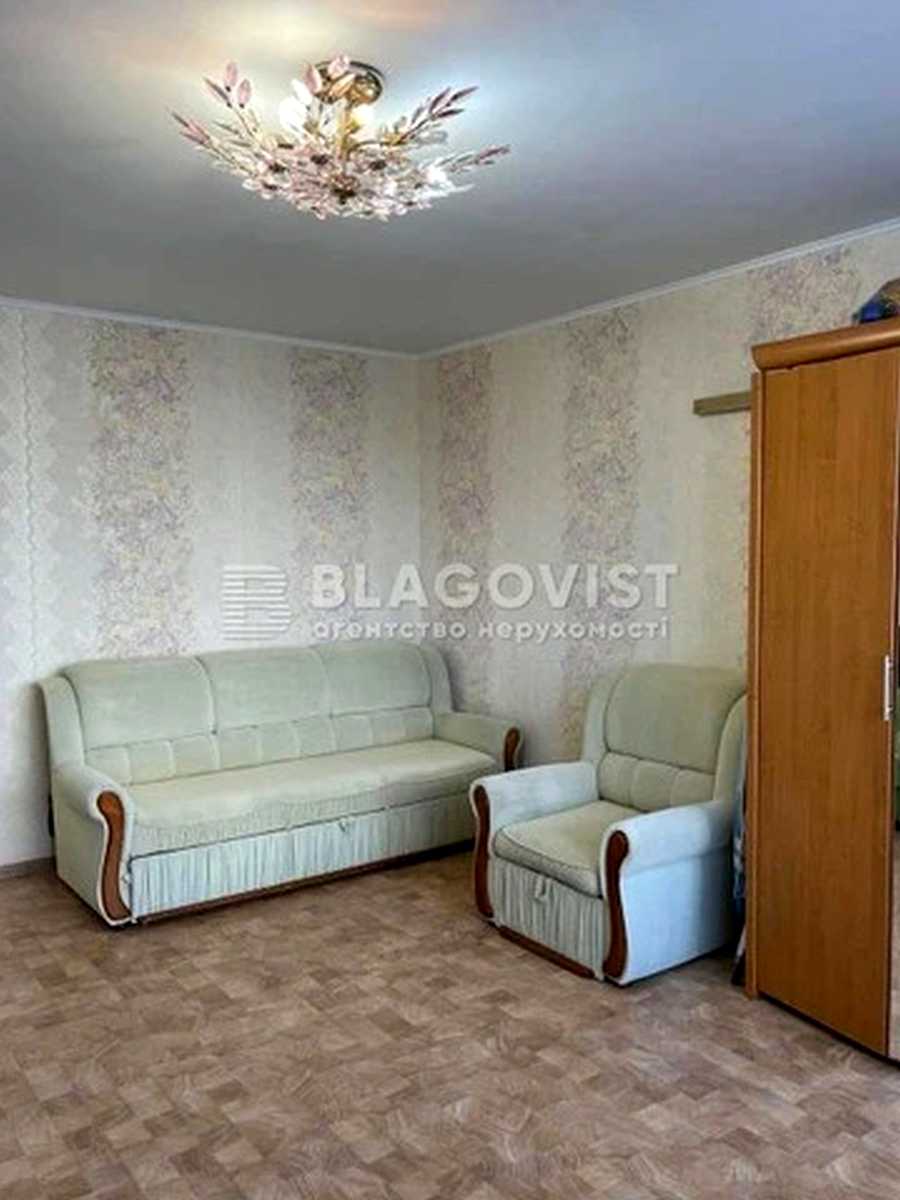 1879202743727343