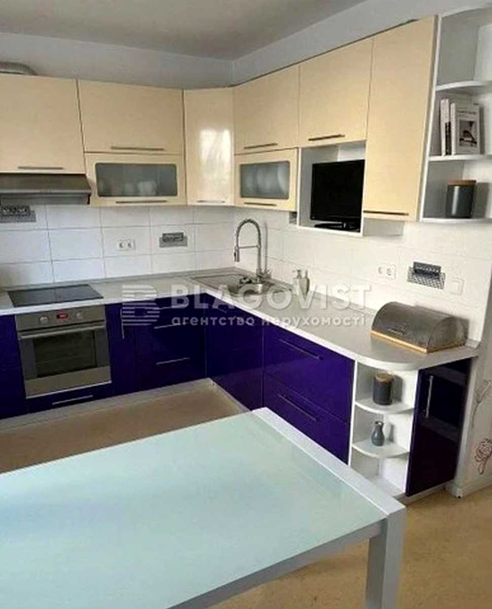 1879202743831942