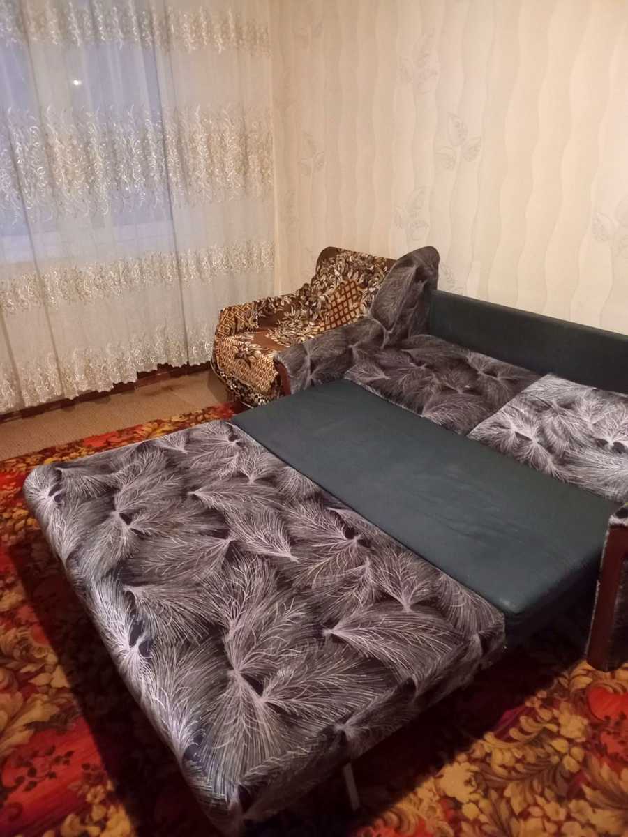 1879203611878570