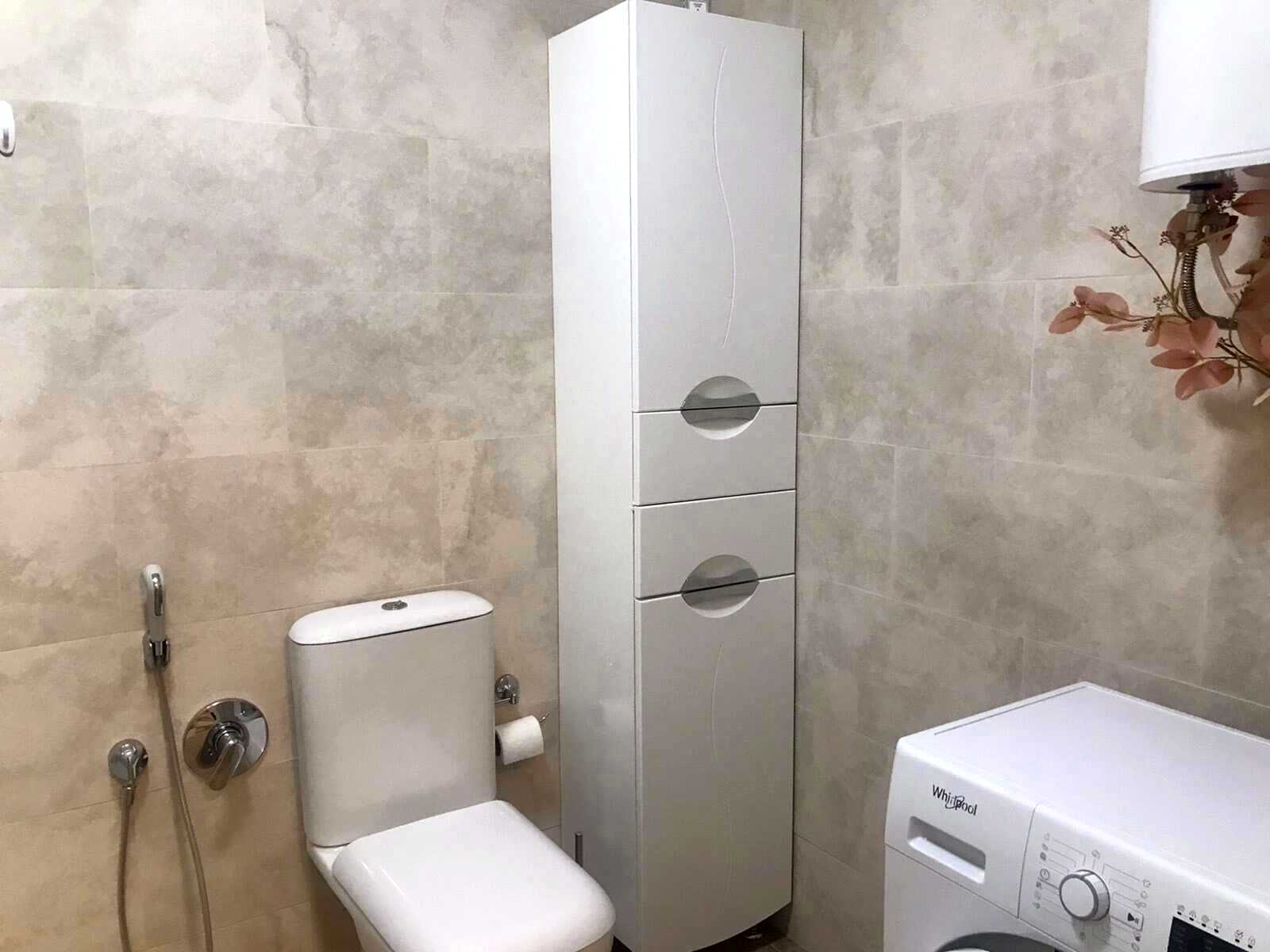 1879203965475628
