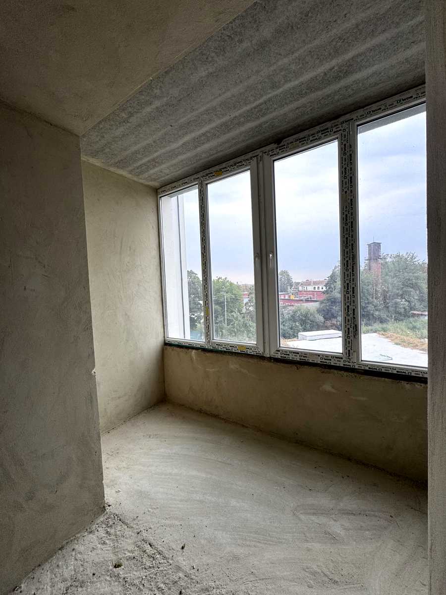 1879204536047377