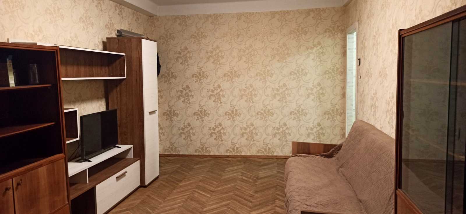 1879204570478934