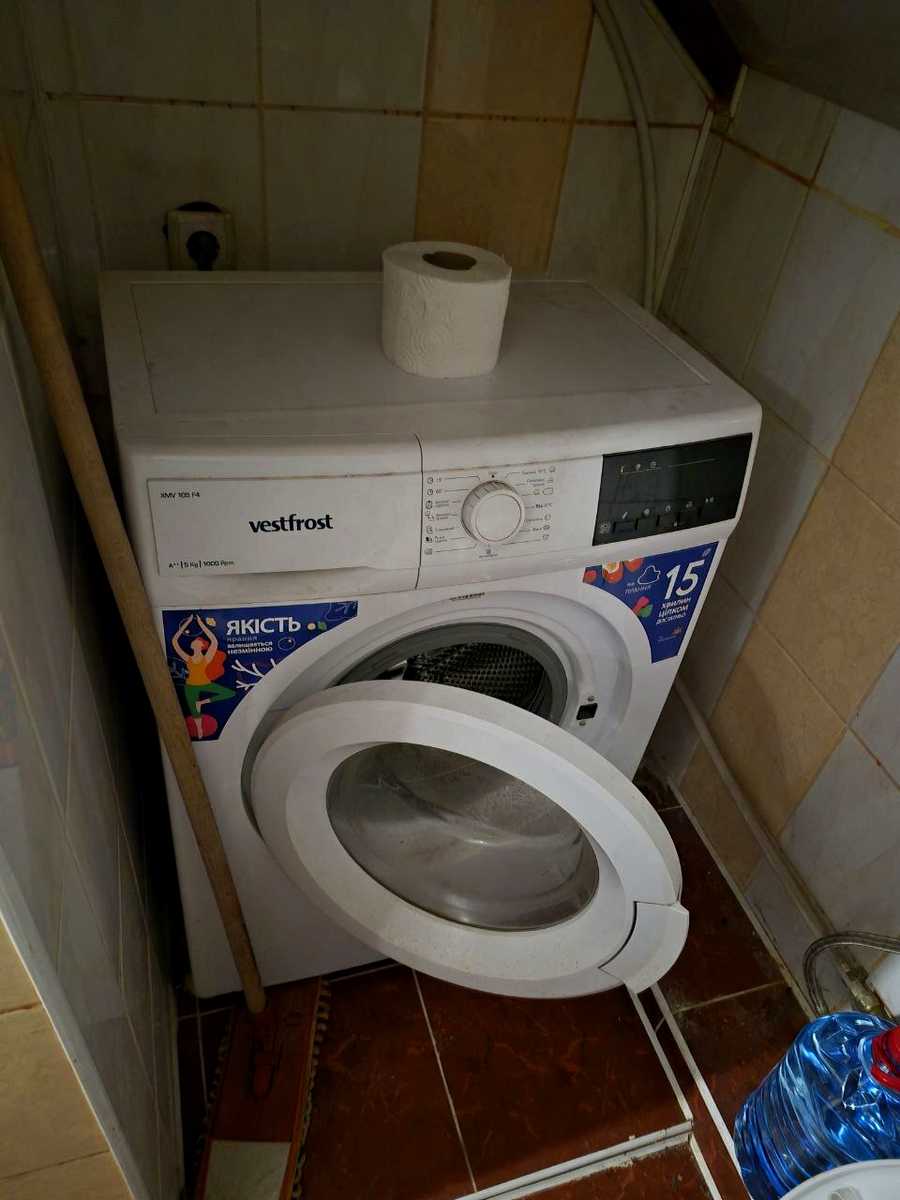 1879205841573027