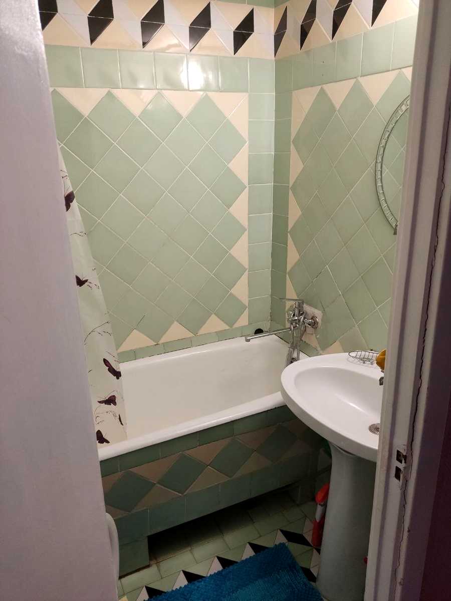 1879206527282710