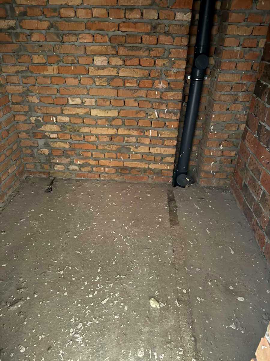 1879207683241938