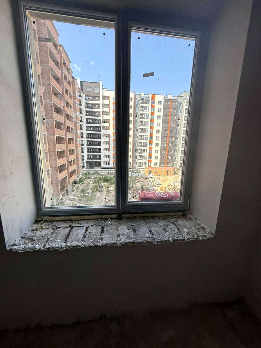 1879207684282098