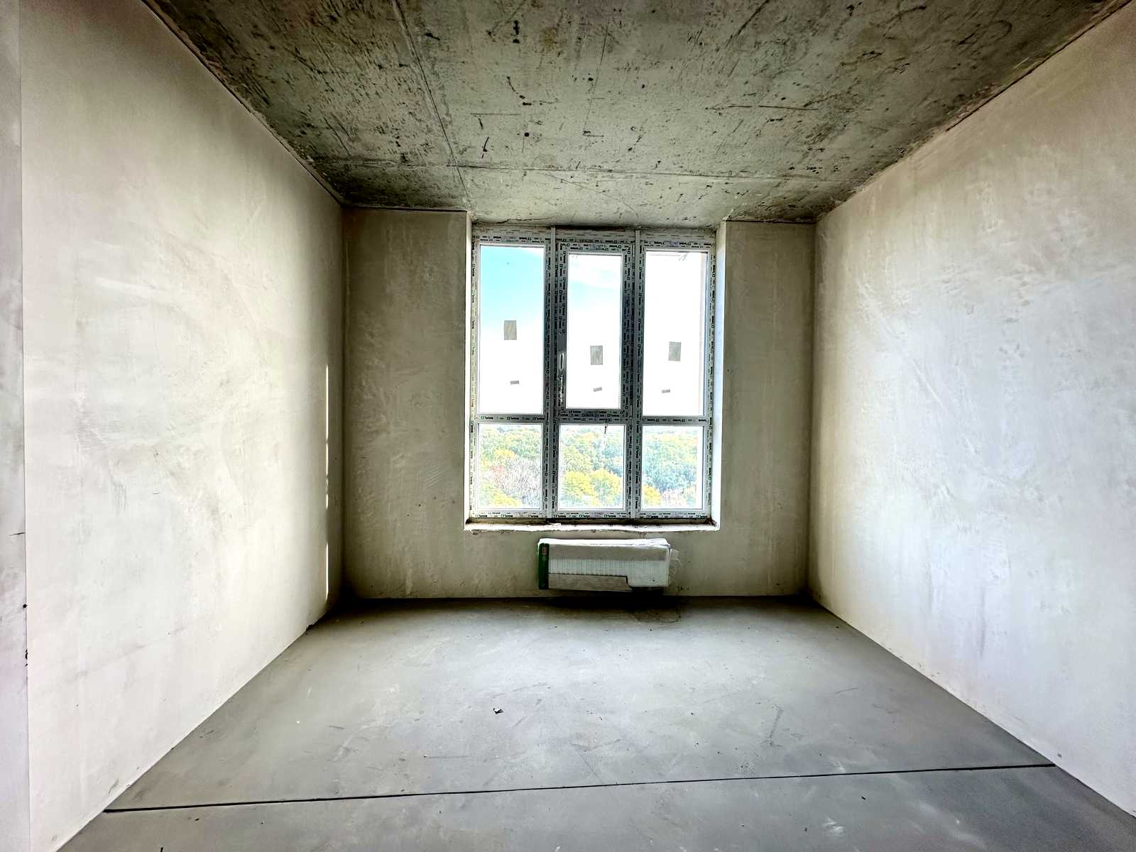 1879208464335937