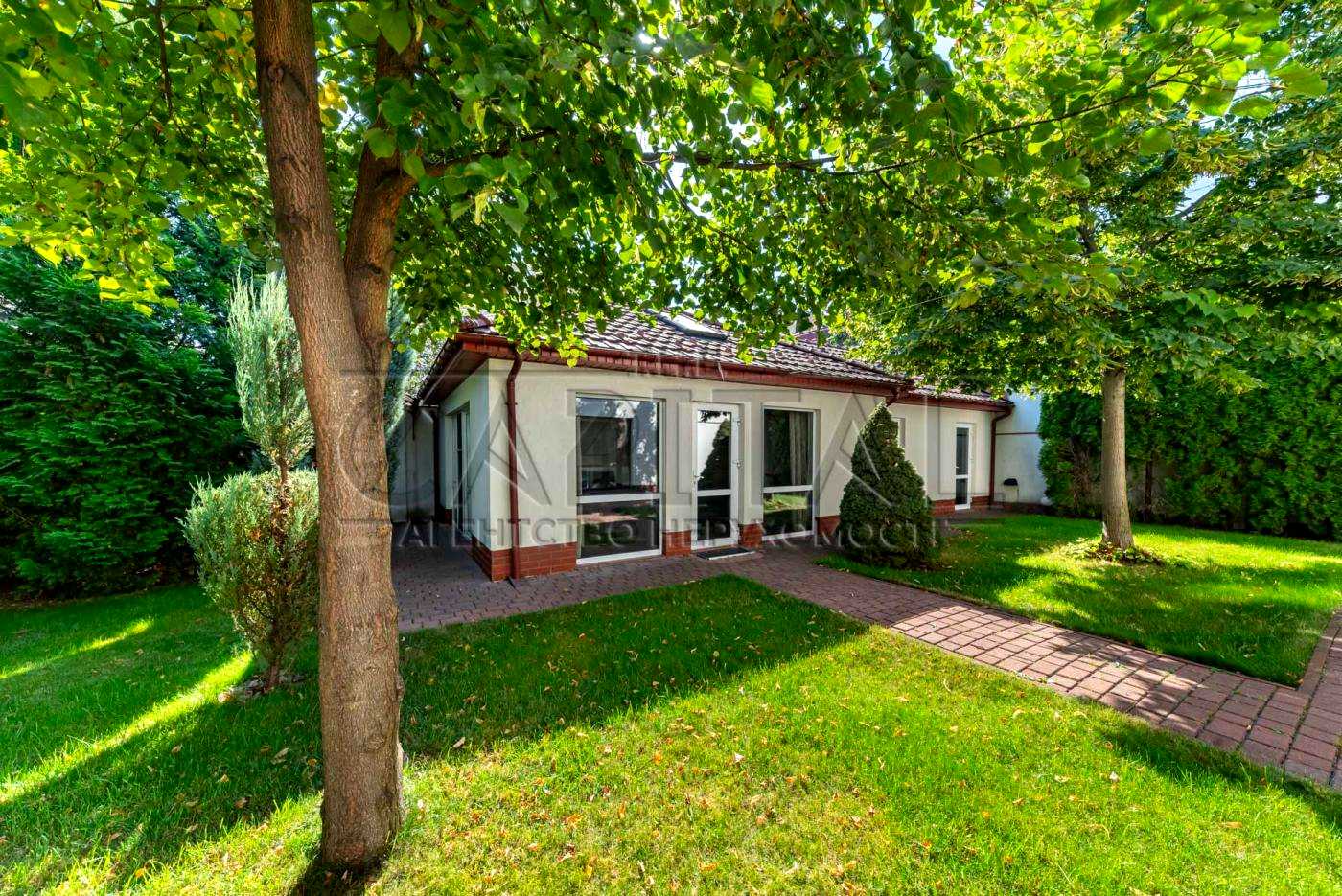 1879211330390918