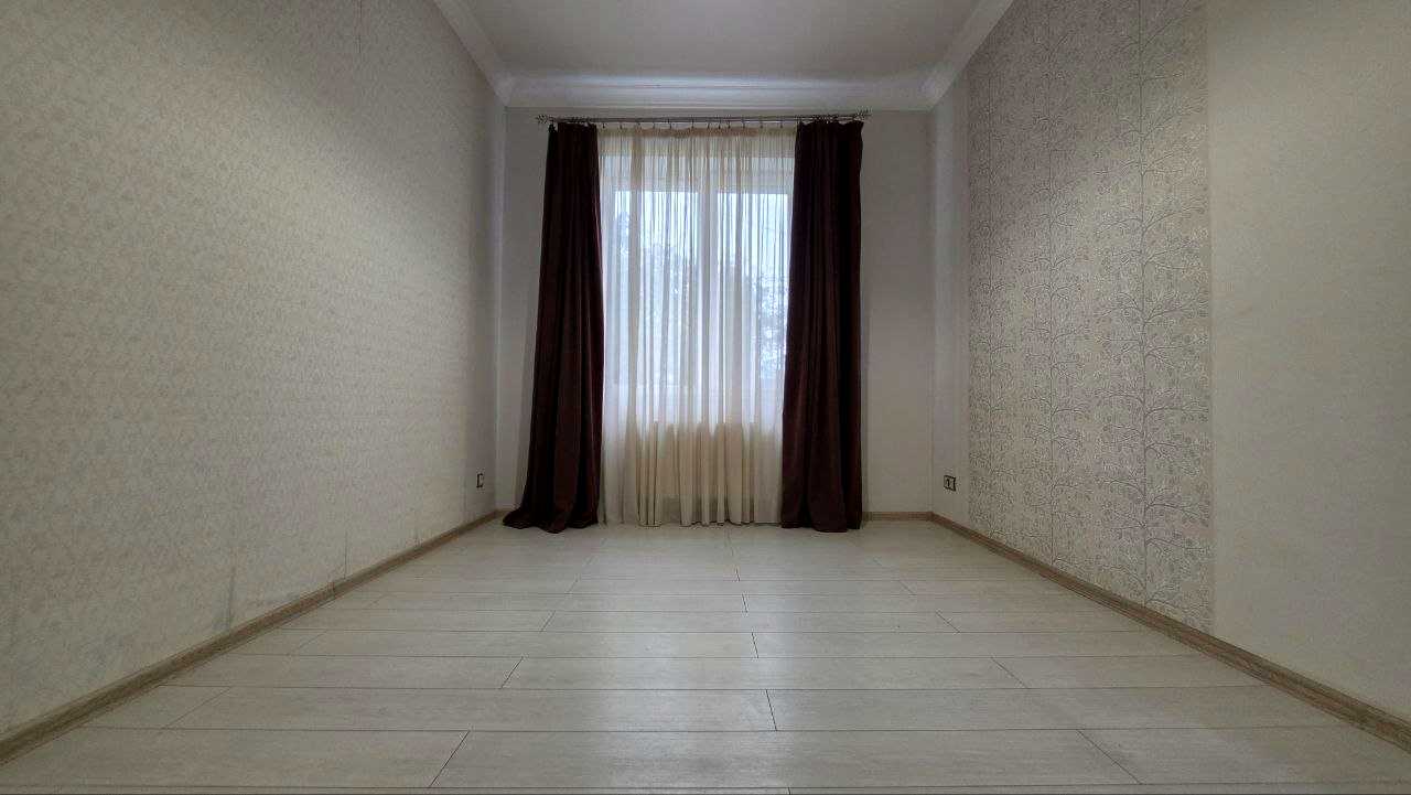 1879211359499682