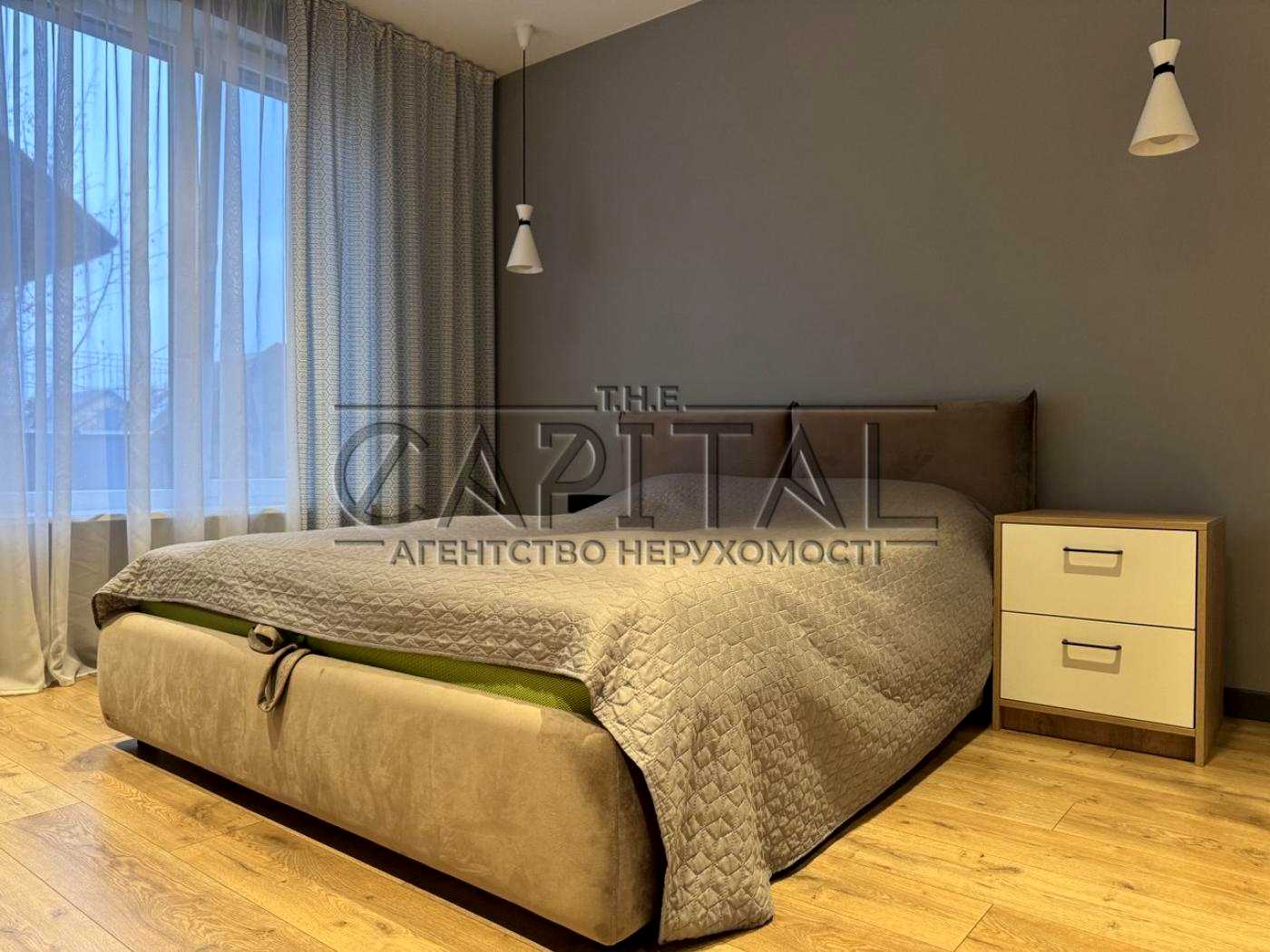1879212911842370
