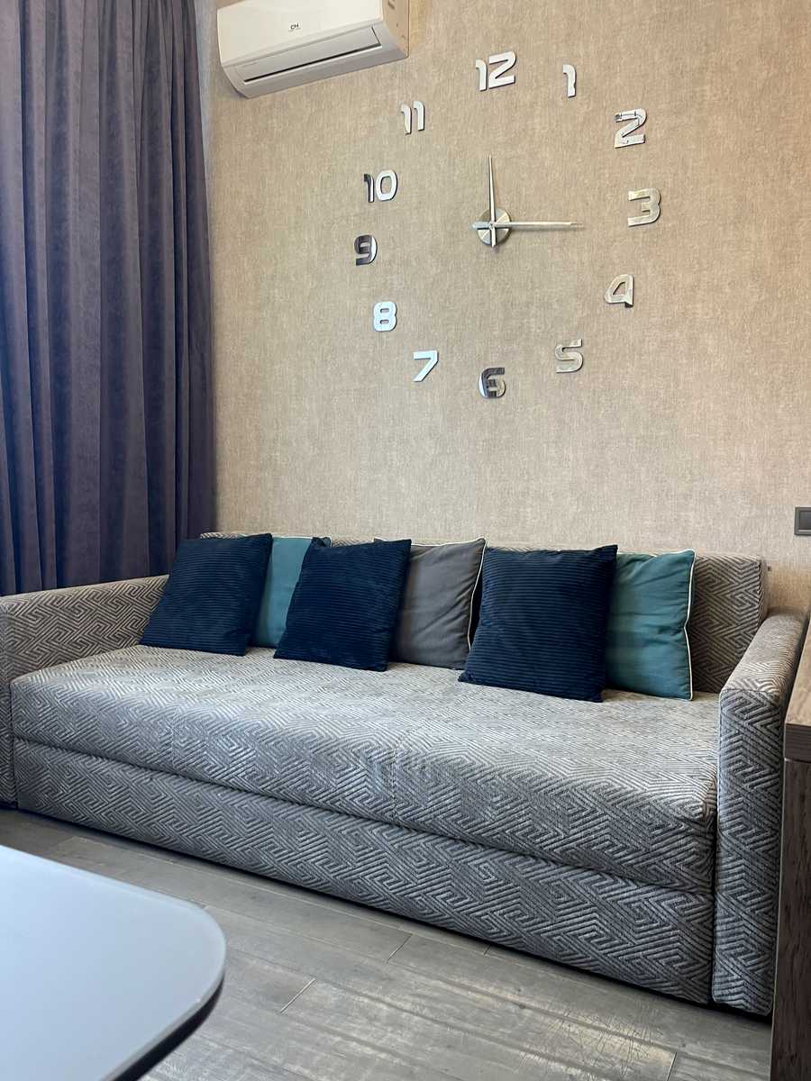 1879213370674845